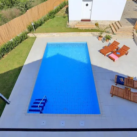 Prázdninový dům My Dalmatia - Beatrice With Private Swimming Pool *